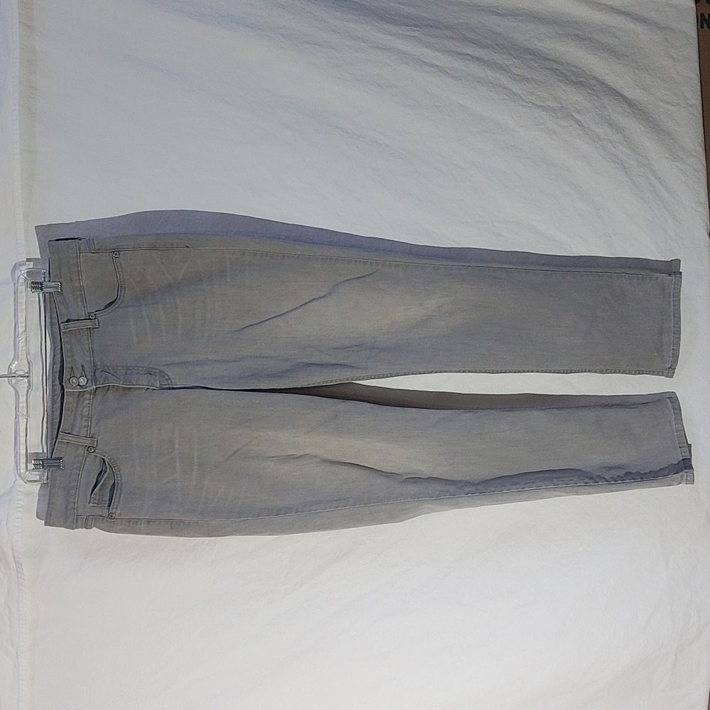 Levi's Slender Straight 526 Jeans